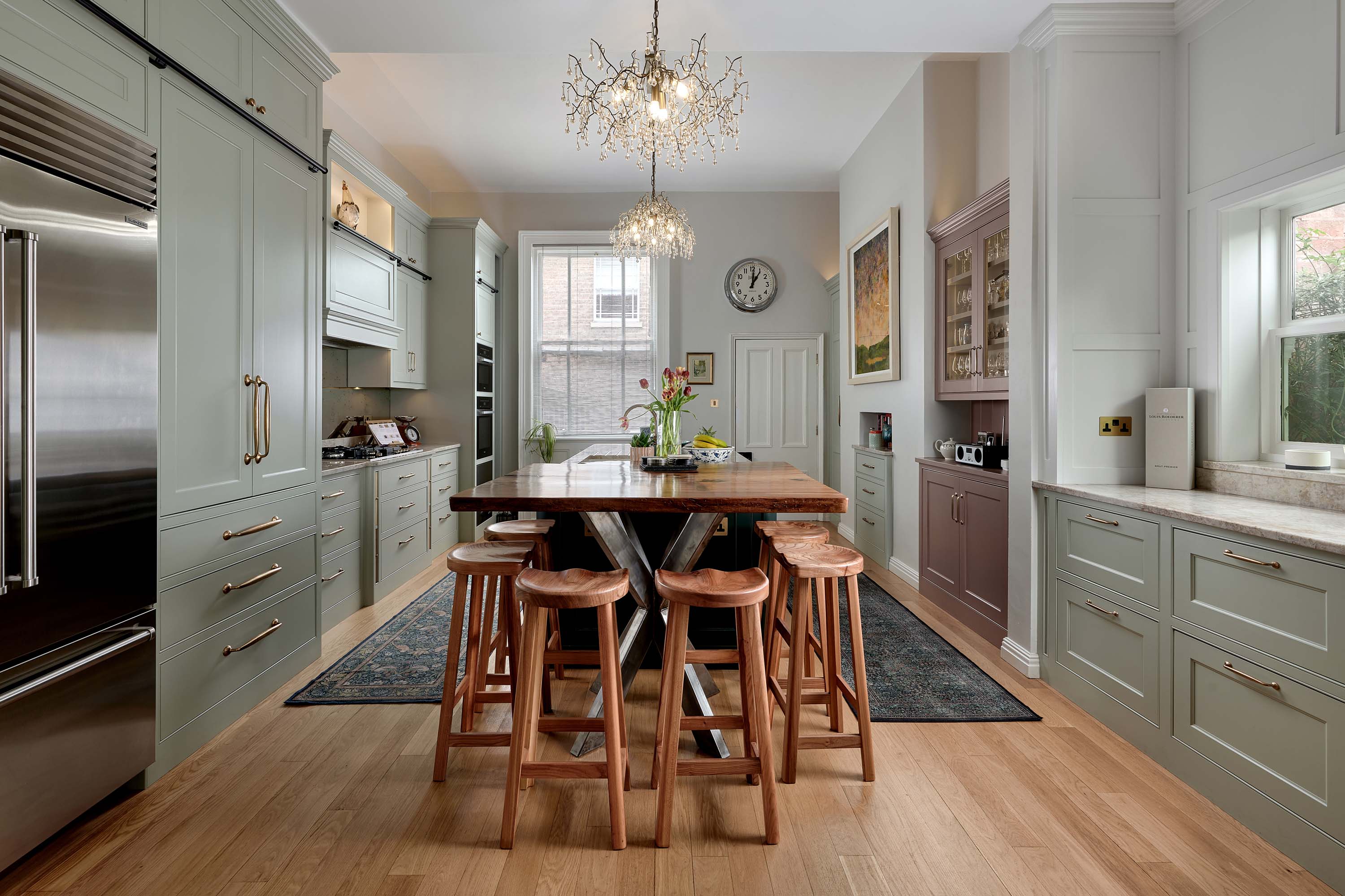 Traditional shaker kitchen